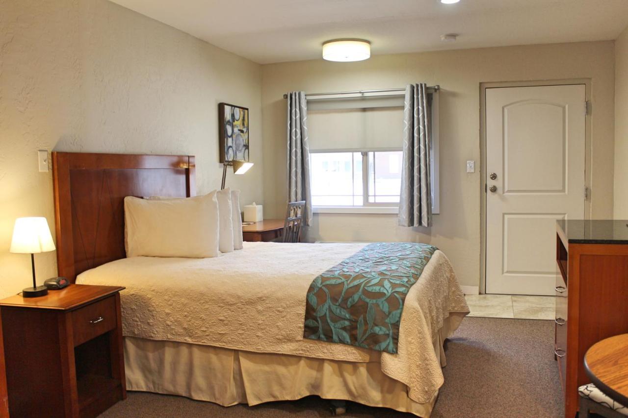 Bell & Main Alamosa Studio Suite-Walking Distance To Downtown Bagian luar foto