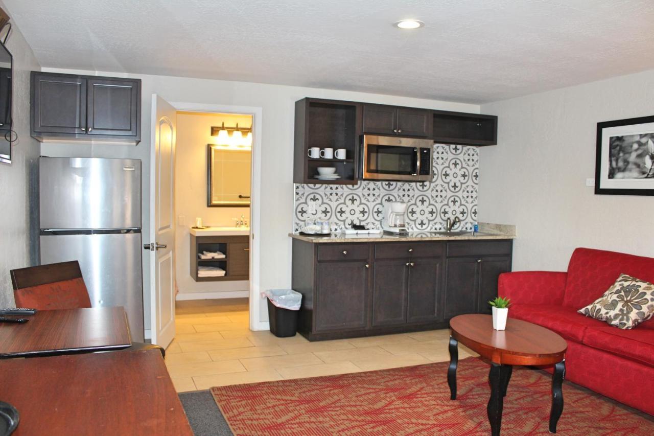 Bell & Main Alamosa Studio Suite-Walking Distance To Downtown Bagian luar foto