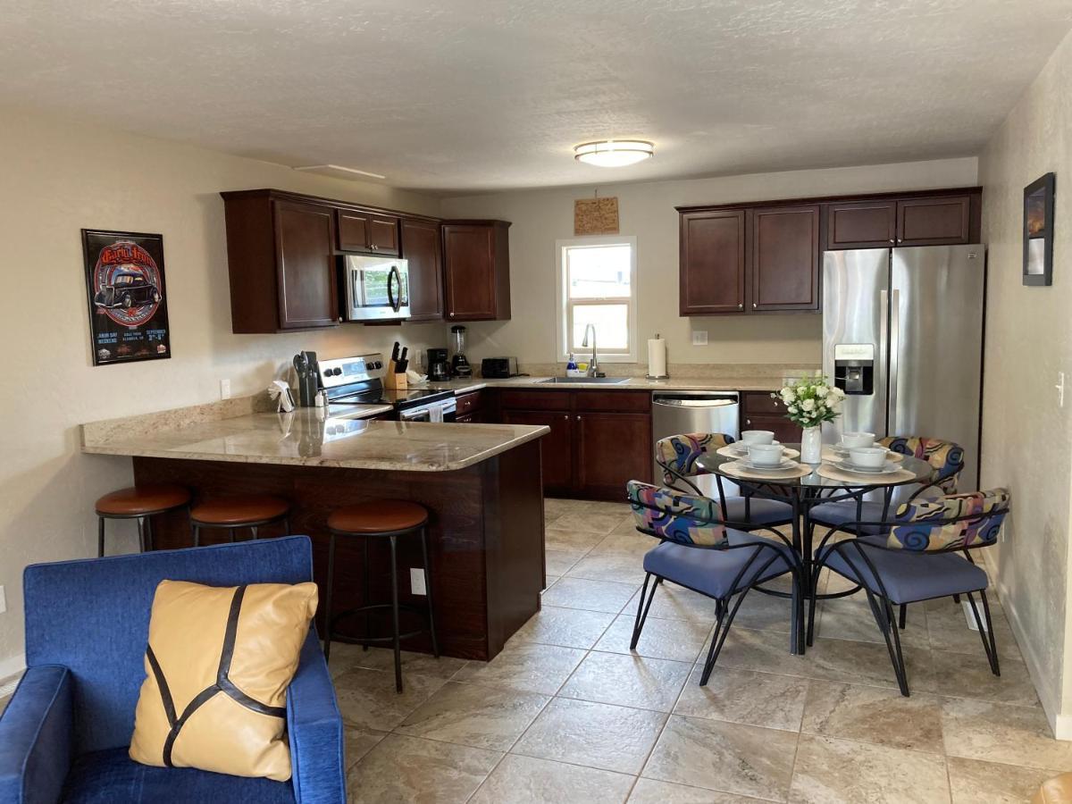 Bell & Main Alamosa Studio Suite-Walking Distance To Downtown Bagian luar foto